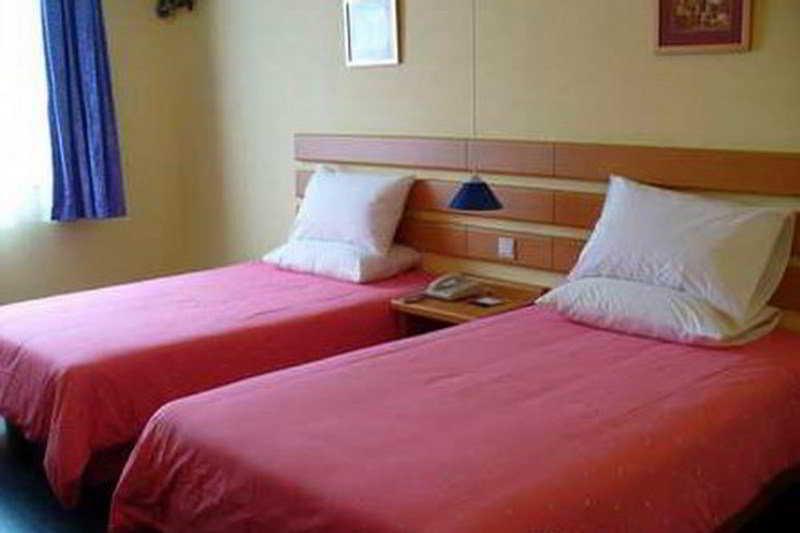 Home Inn Tianjin Weijin Road Tianjin University ภายนอก รูปภาพ
